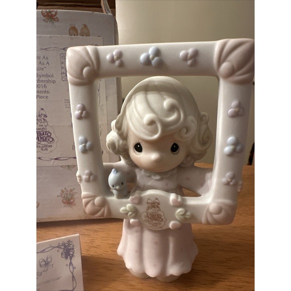 Precious Moment You're As Pretty As A Picture #C0016 New In Box 1996 - Picture 3 of 7